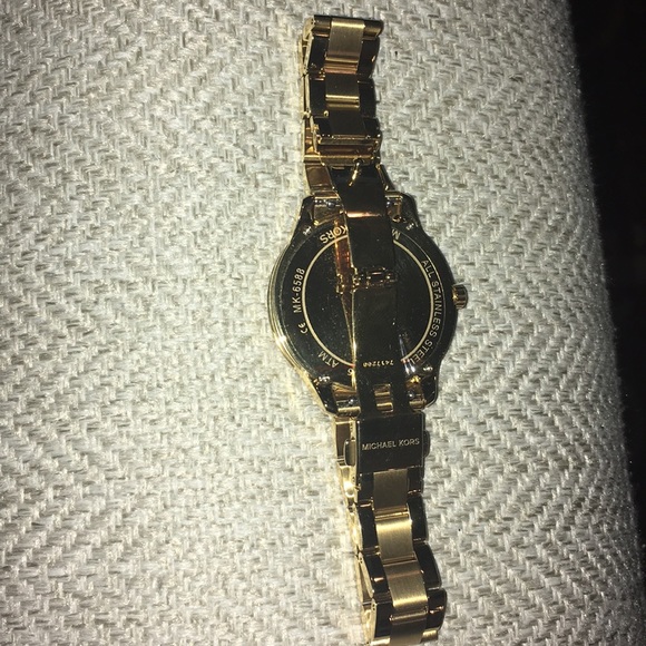 Michael Kors watch - Picture 3 of 4